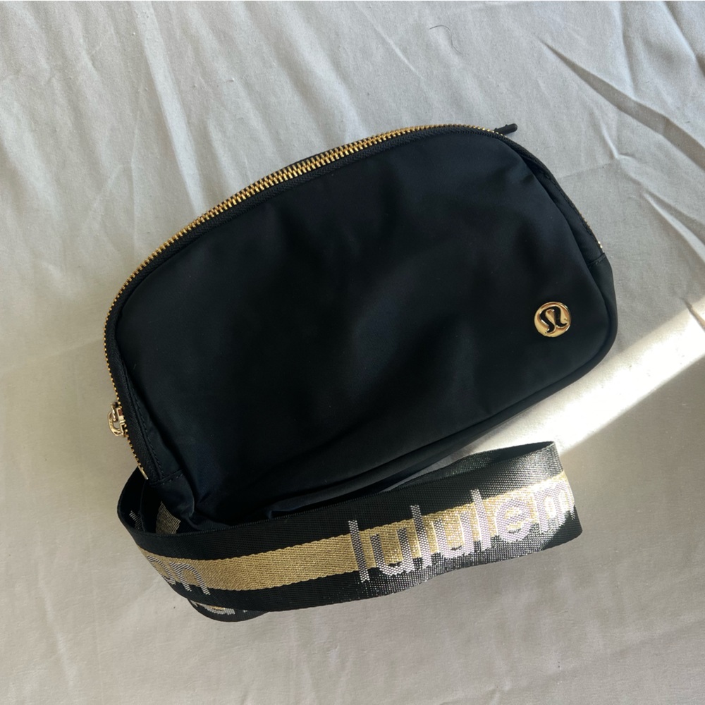 Lululemon Belt Bag
